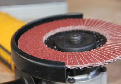 Круг лепестковый торцевой Ø150 P-40 Круг лепестковый торцевой Ø150 P-40